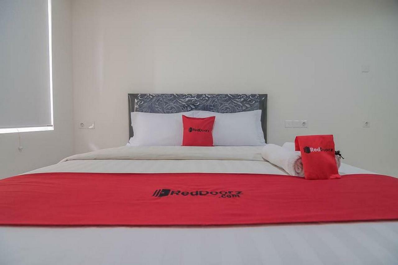 Reddoorz Apartment @ Sentul Tower Bogor Exterior foto