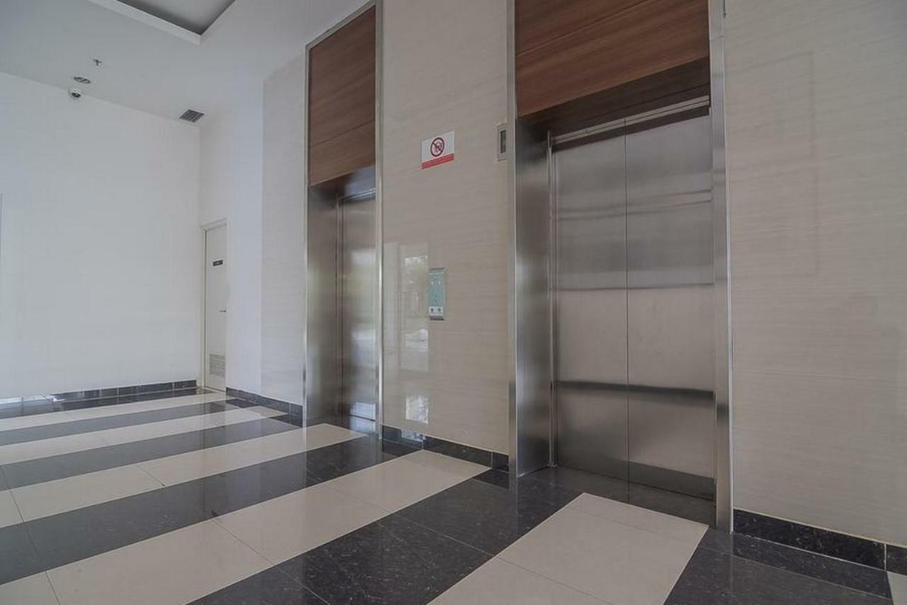 Reddoorz Apartment @ Sentul Tower Bogor Exterior foto